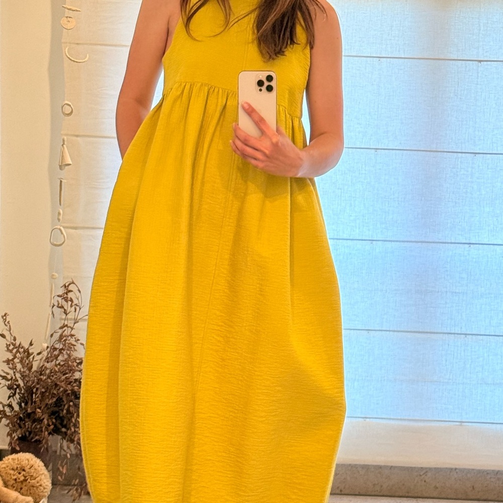 Sleeveless Midi Dress in chartreuse - Women's Dress - Picture 5 of 7